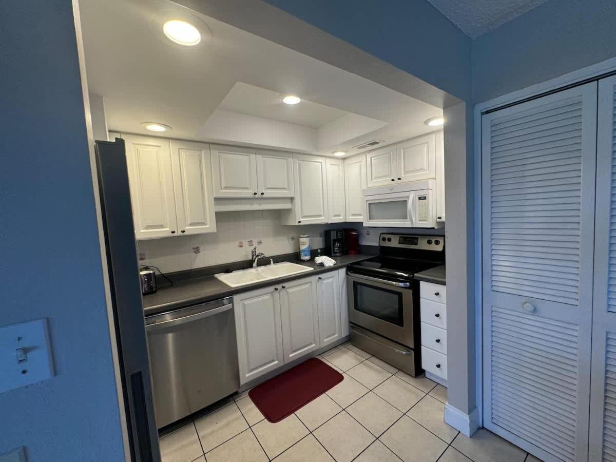 Crescent Arms Condominiums Siesta Key Exterior photo